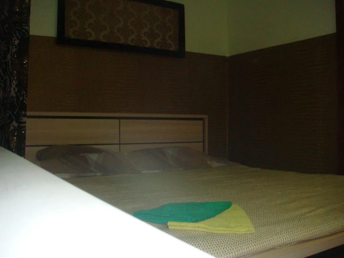 Mini-Hotel Dvorets Ukrainy Kyiv